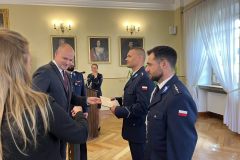 Uroczysta-zbiorka-rawickich-funkcjonariuszy-w-Ratuszu-014
