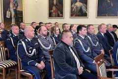 Uroczysta-zbiorka-rawickich-funkcjonariuszy-w-Ratuszu-032