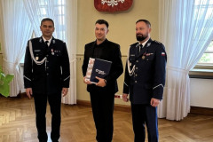 Uroczysta-zbiorka-rawickich-funkcjonariuszy-w-Ratuszu-075