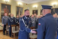 Uroczysta-zbiorka-rawickich-funkcjonariuszy-w-Ratuszu-079